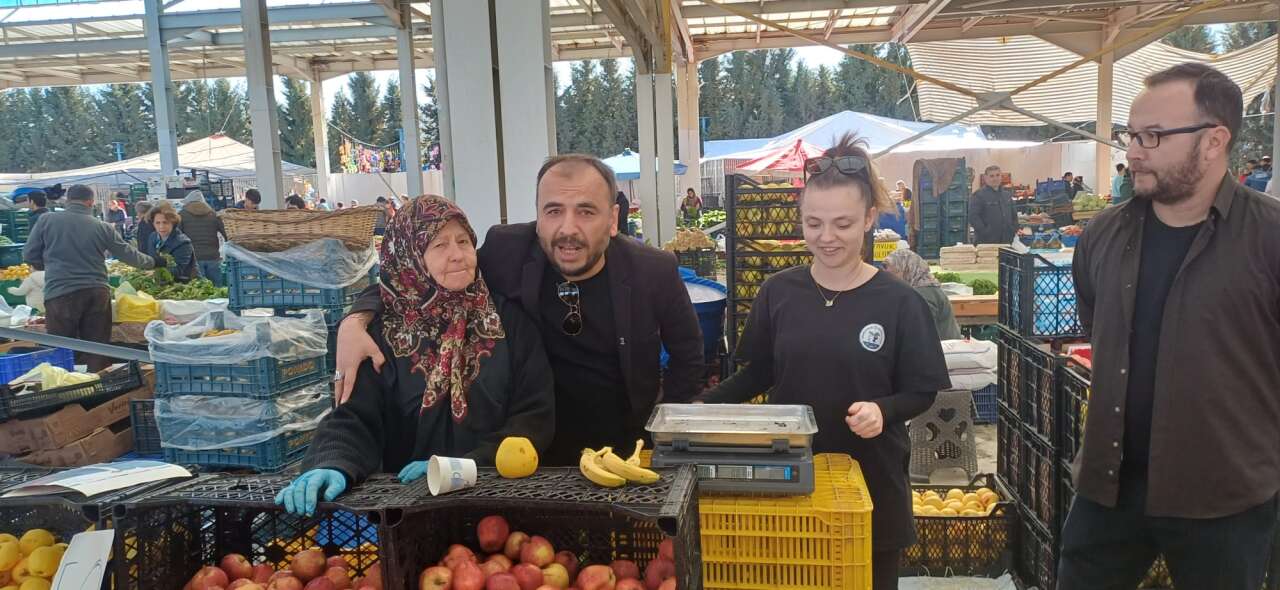 Muğla’da 8 Mart’ta Sanatla Farkındalık: Güleda Cankel Sokak Tiyatrosunda Anıldı 4
